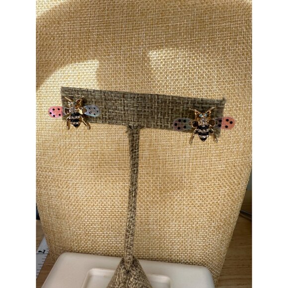 Betsey Johnson Bumble Bee Stud Earrings With Pink & Blue Polka Dot Wings - Picture 5 of 11